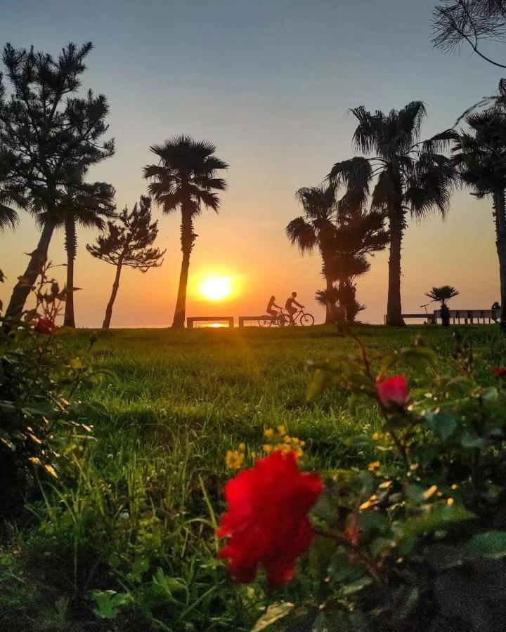 Orbi City Batumi Eksteriør bilde